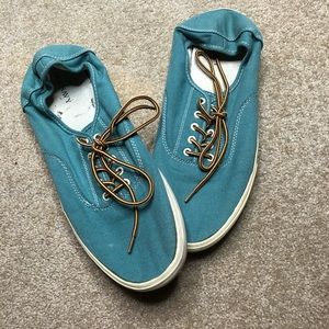 old navy tennis shoes